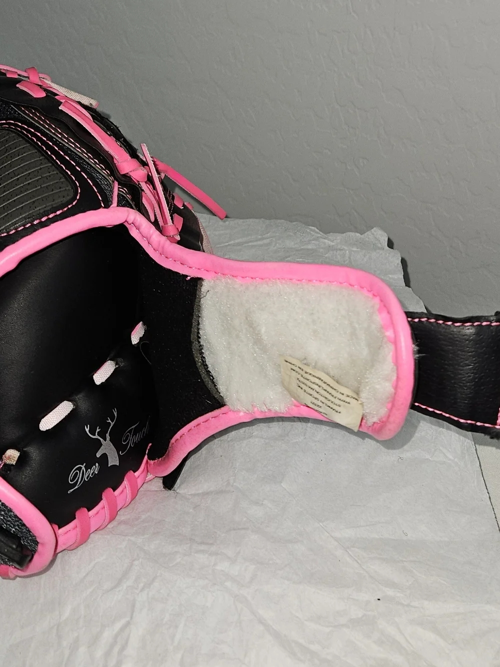 Franklin Fastpitch Pro Series Women's Black & Pink Softball Glove